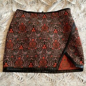 Express Mini Skirt - Size 8